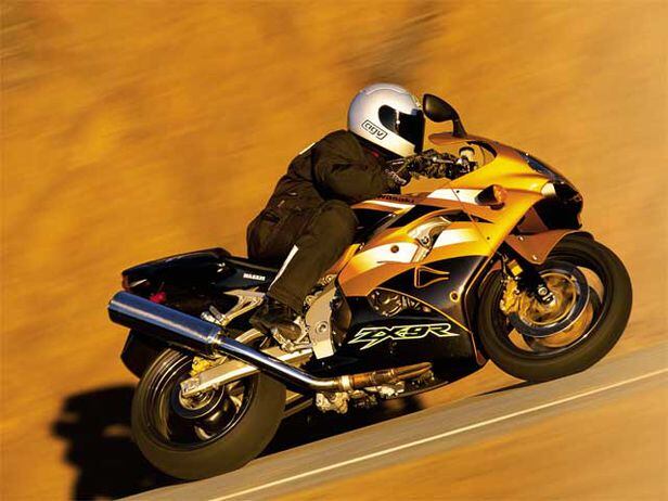 2002 Kawasaki ZX-9R | Road Test & Review | Motorcyclist