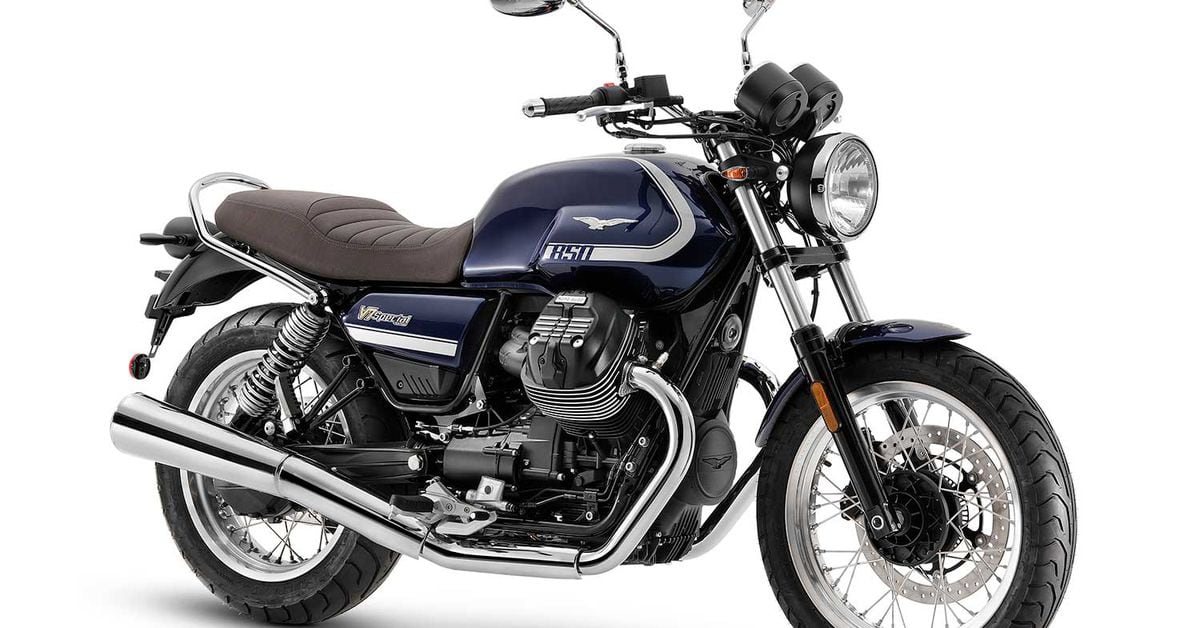 2021 Moto Guzzi V7 First Look