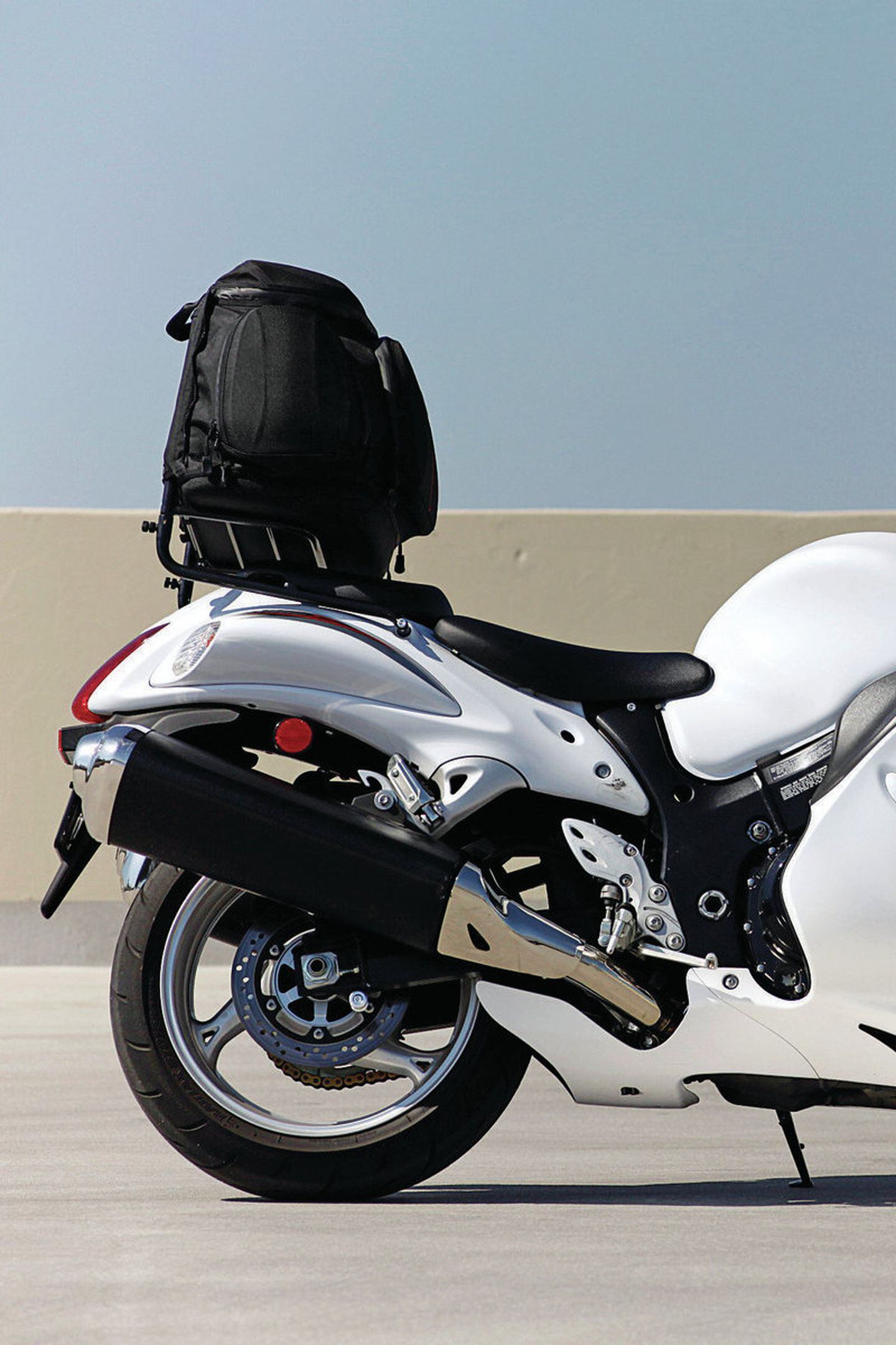 Suzuki on sale hayabusa saddlebags