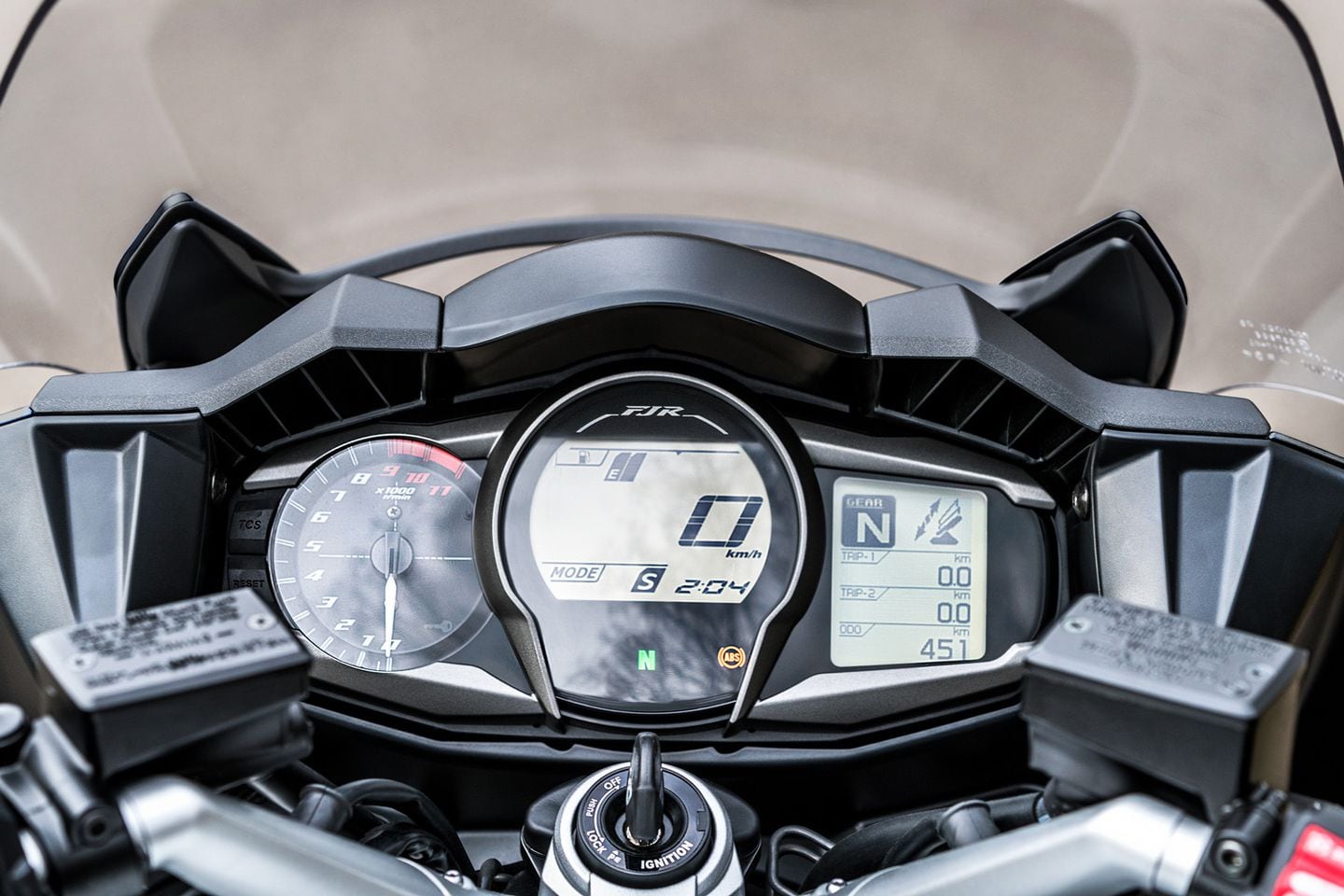 2021 Yamaha FJR1300ES Motorcyclist