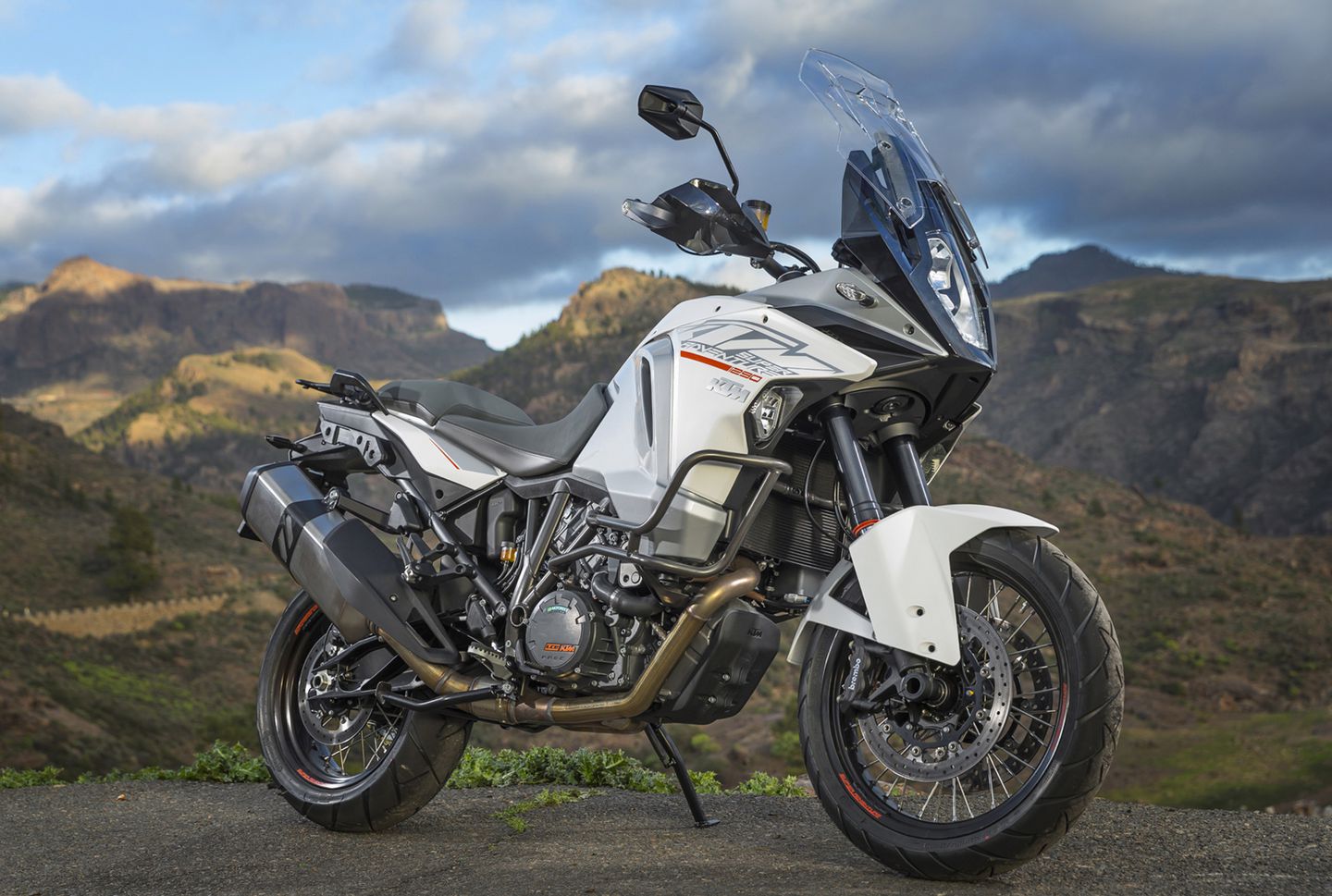 Ktm 2024 adventure 2015