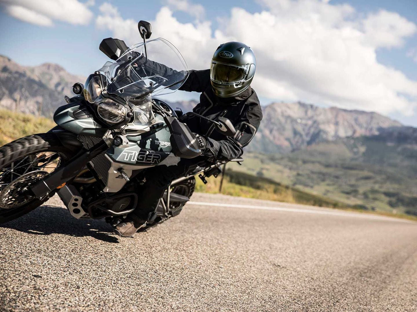 How Arai Motorcycle Helmets Raised The Bar With The Regent-X | Motorcyclist
