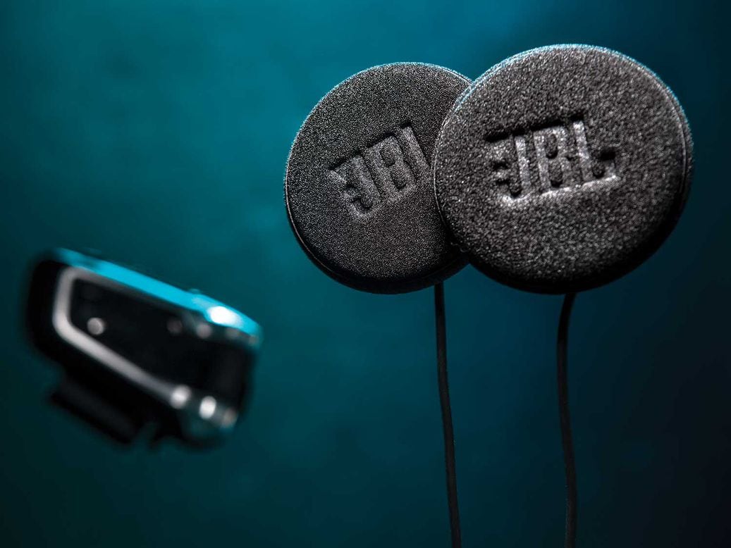 Cardo packtalk bold online jbl headset