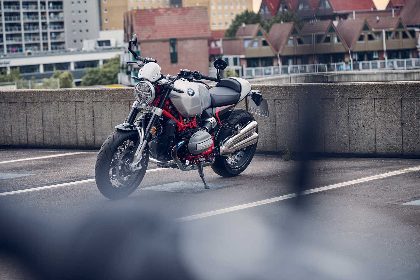 BMW Motorrad presents the new R 12 nineT.