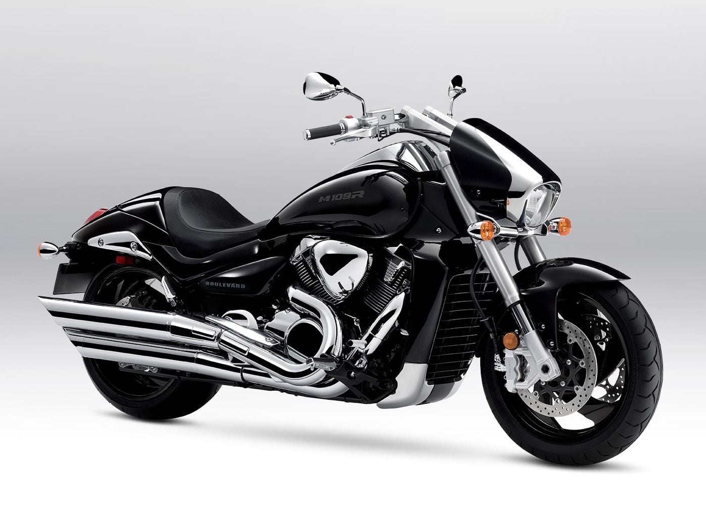 2024 Suzuki Boulevard M109R and Boulevard C50 Cruisers Preview