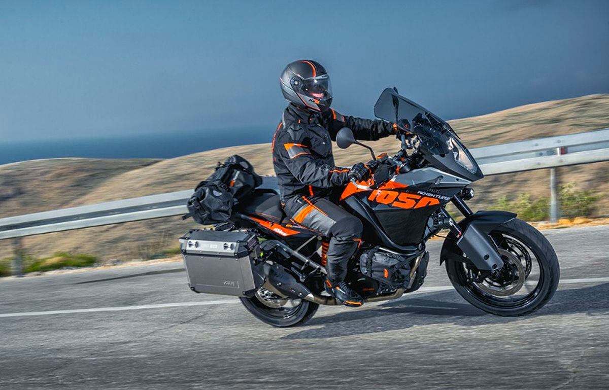 2015 KTM 1050 Adventure | Motorcyclist