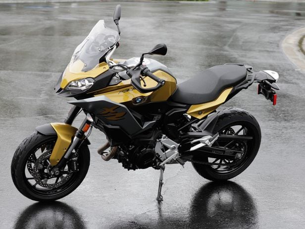 2020 BMW F 900 R Buyer's Guide: Specs, Photos, Price