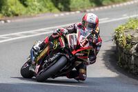 Michael Dunlop vence a principal corrida do TT da Ilha de Man 2017