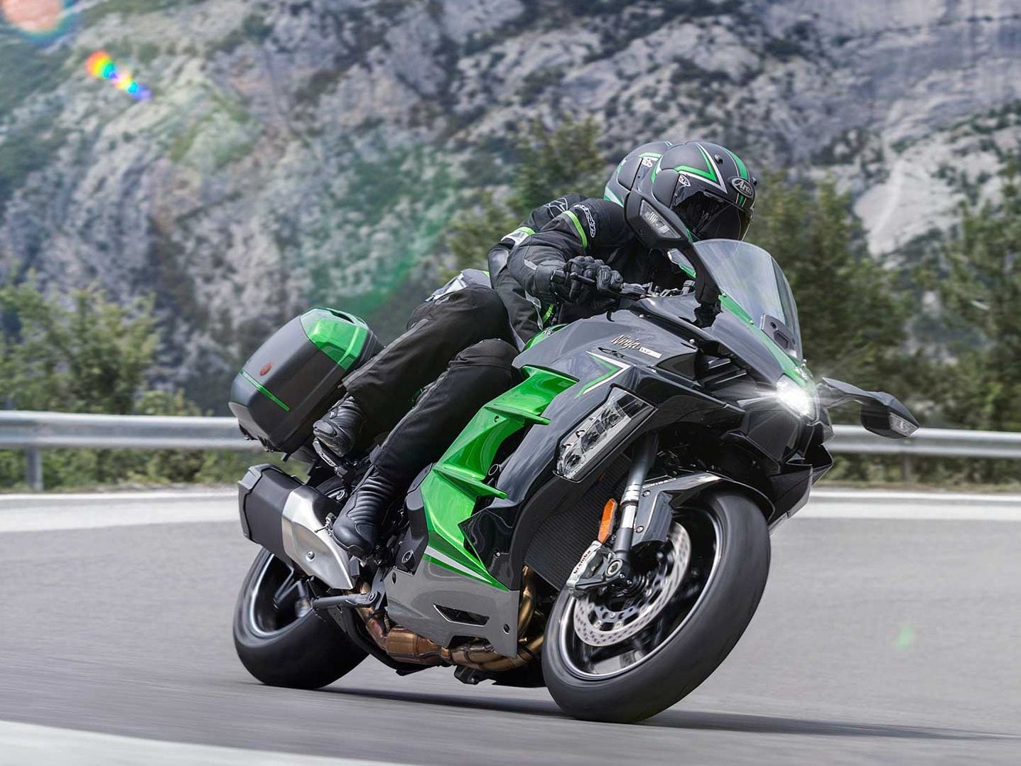 2023 Kawasaki Ninja H2 SX SE First Look Motorcyclist