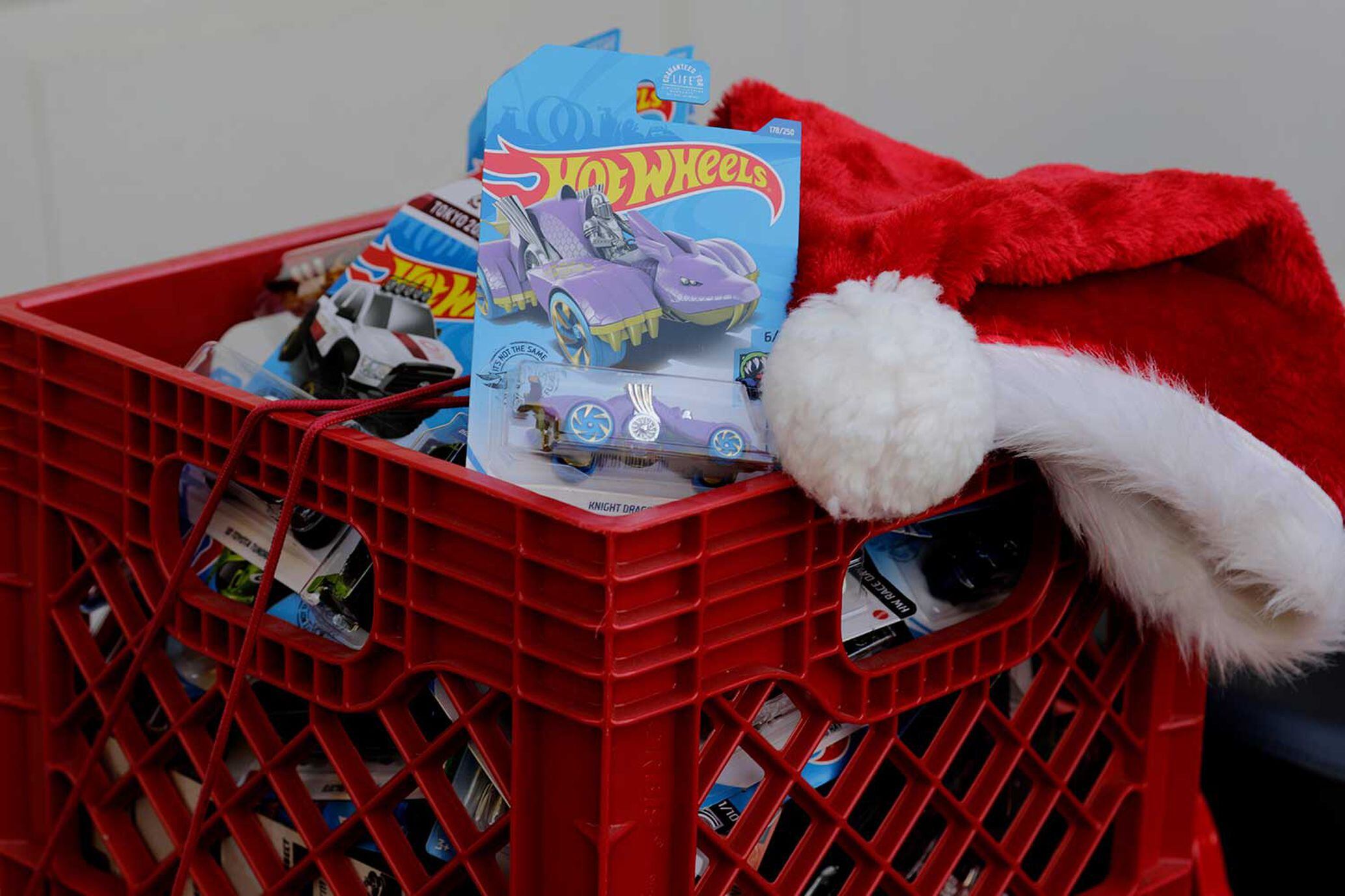 Santa Claus used the Honda Trail to transport Mattel Hot Wheels toy cars to the Toys for Tots charity in Southern California. Launched in 1947, the charity gives away 17 million toys annually to underprivileged children in the US.