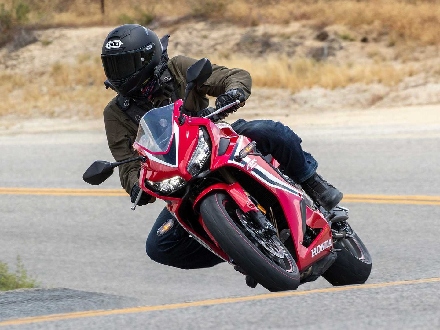 2019 Honda CB650R and CBR650R first ride review - RevZilla