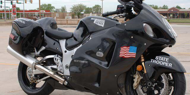 Hayabusa police store bike