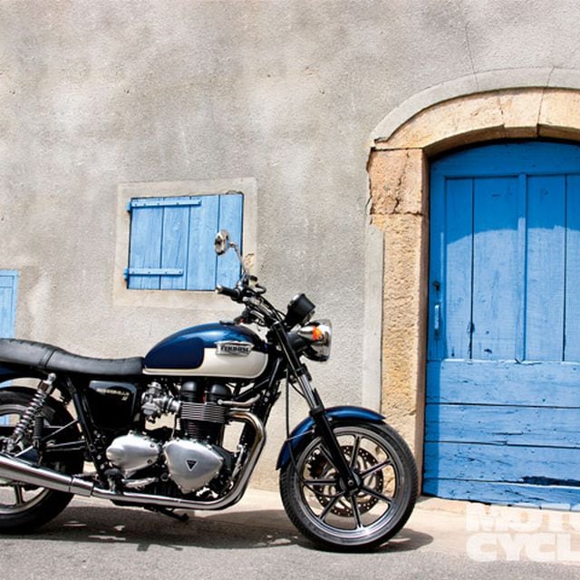 2009 triumph 2024 bonneville se