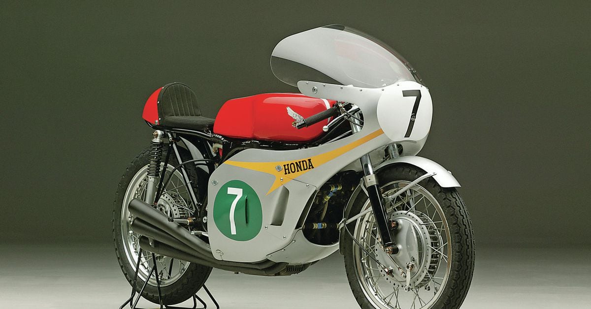 Honda Rc166 2506 Motorcyclist