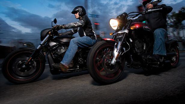 Harley-Davidson Night Rod Special vs. Victory Hammer S