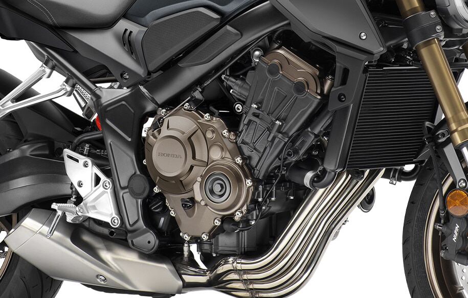 La CB650R est l'une des seules motos nues de poids moyen dotées d'un moteur quatre cylindres en ligne.