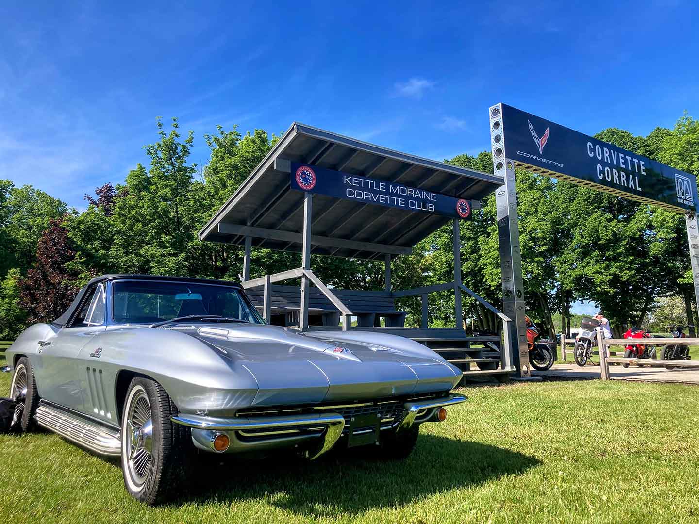 Likely a 1967 427 Corvette Stingray, keeping Road America’s Corvette Corral free from non-Corvette interlopers.