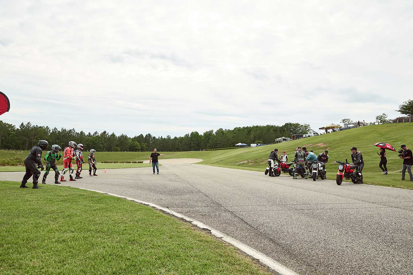 Ready, set, go! The Grom Prix endurance race began with a Le Mans-style start.