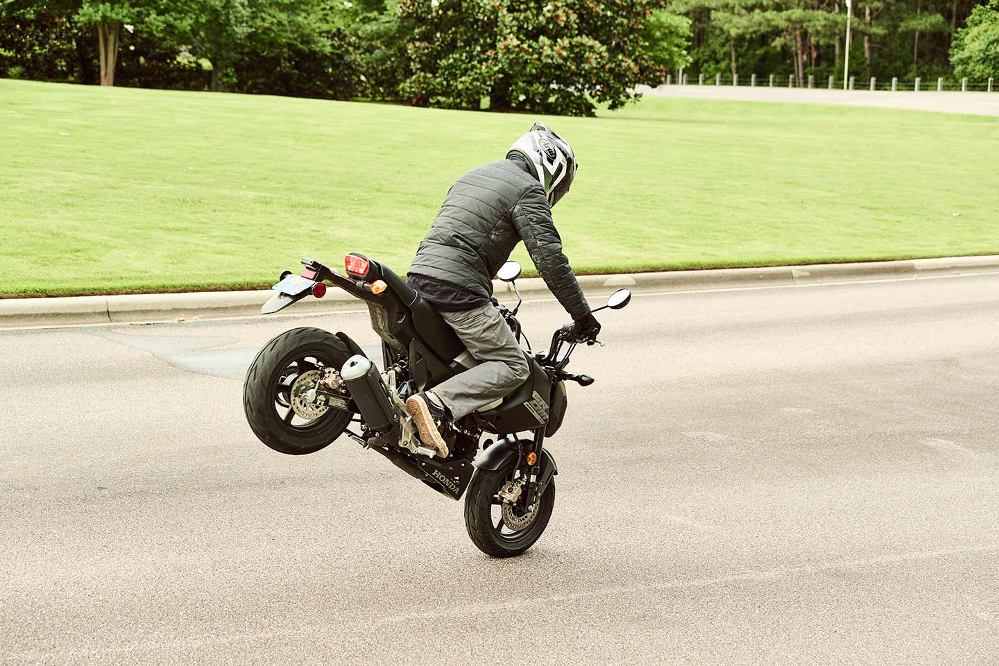 Honda’s Grom SP is not equipped with ABS, making it a great choice for cutting skids and popping nose wheelies.