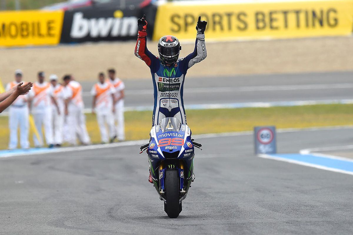 Motogp Results Lorenzo Claims His 55th Career Victory 200 Podiums For The Doctor Motorcyclist