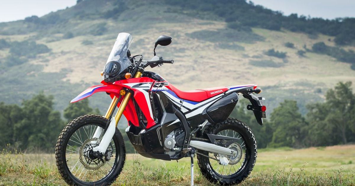 2017 Honda CRF250L and CRF250L Rally First Ride Review | Motorcyclist