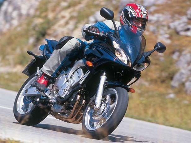 2004 Yamaha FZ6, First Ride & Review